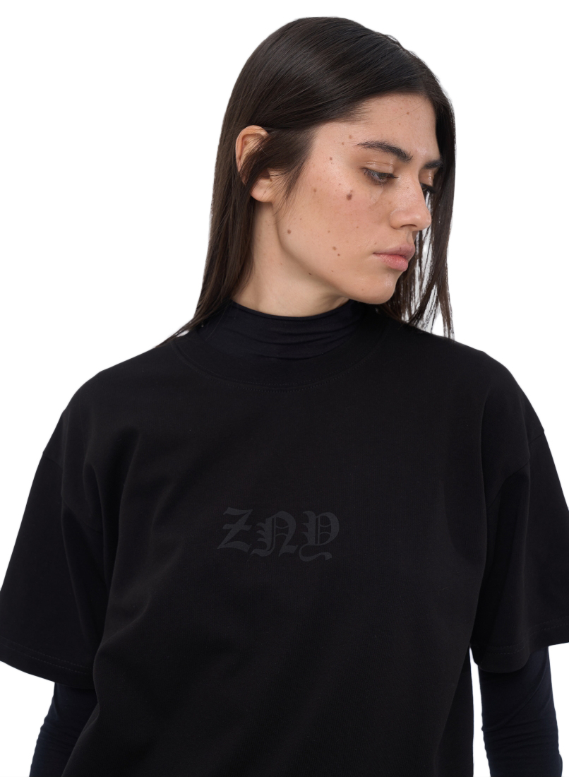 ZNY GOTHIC LOGO TEE
